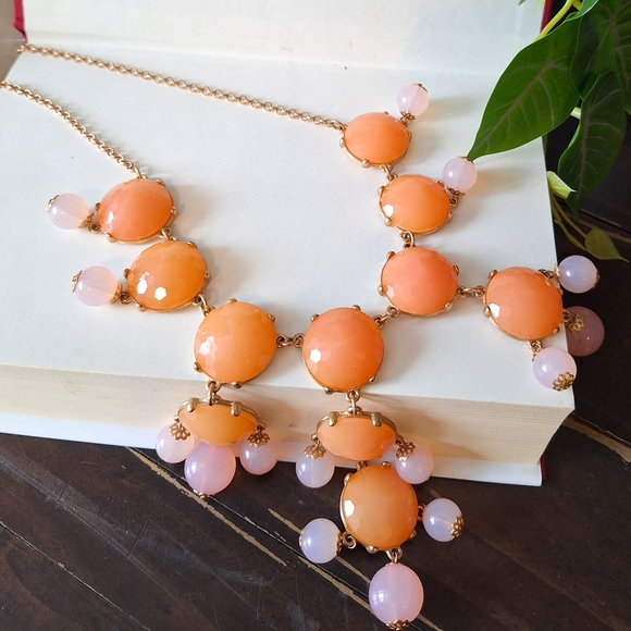 J Crew necklace - Picture 4 of 9